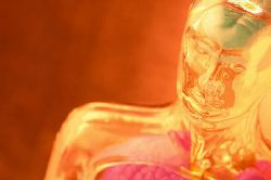 new10_Glass figure of man c103157.jpg