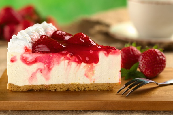 images_6_Strawberry-Cheesecake-with-Strawberry-Syrup.jpg