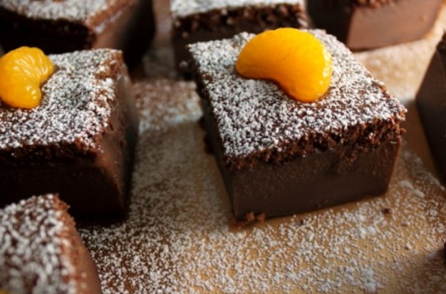 images_12_OrangeChocolateMagicCake3-638x350.jpg