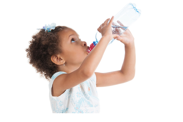 images_girl.water_.bottle.jpg