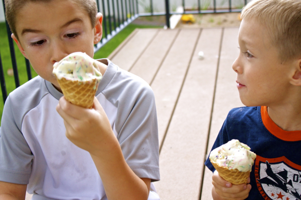 images_aaice-cream-cones.jpg