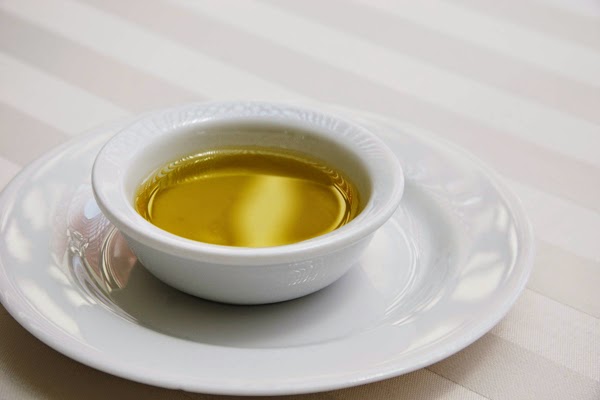 images_aaolive_oil600x400.jpg