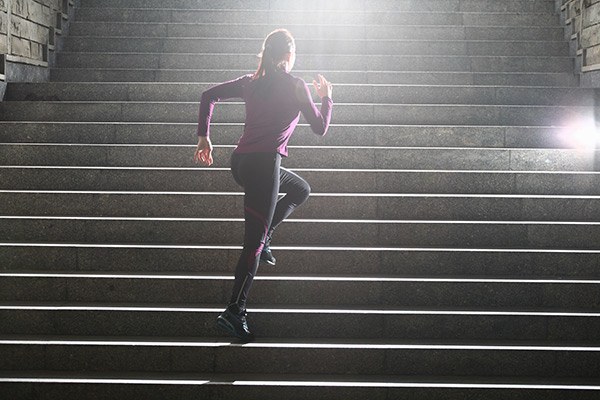 images_3132017_2_woman-running-stairs-workout-fit-fitness.jpg