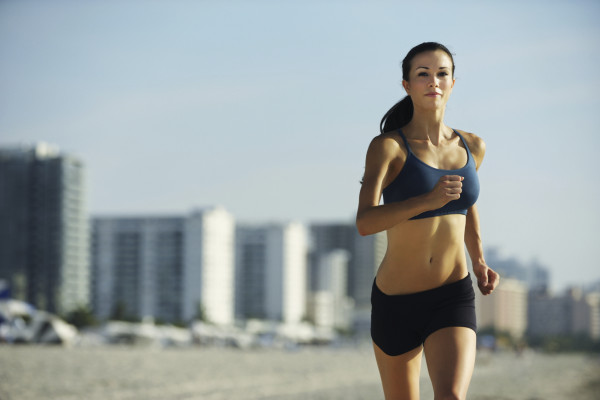 images_152017_Girl-Running-on-Beach-600x400.jpg