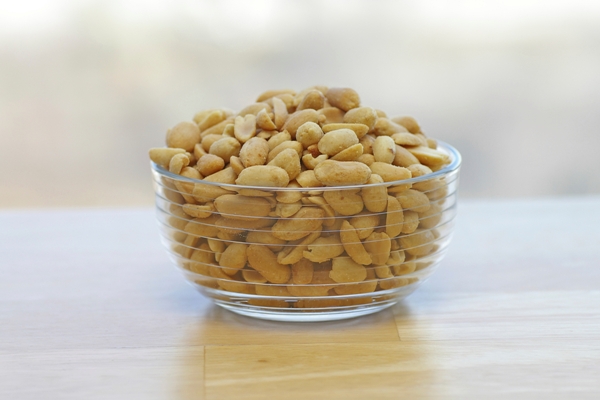 images_2762017_2_peanuts_in_bowl.jpg