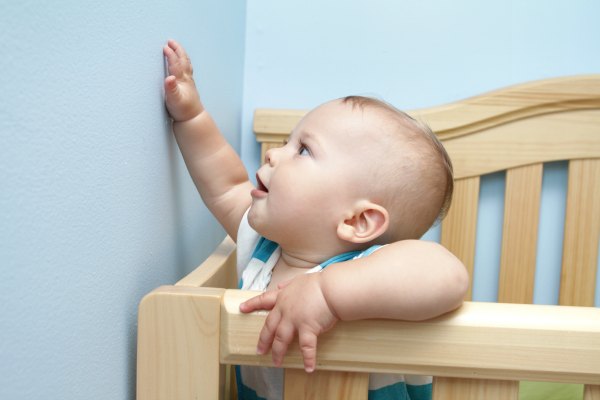 images_2272017_2_stop-baby-climbing-out-of-crib-3.jpg